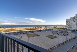Appartement à Muga - Gran Reserva - Badia. Apartamento de dos dormitorios frente al mar con aparcamiento pr