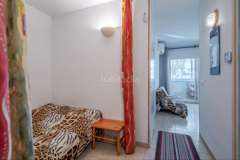 Foto fcf67a5c-fd44-4076-badb-602003d77a15. Apartamento bonito apartamento con aparcamiento y bodega en Empuriabrava