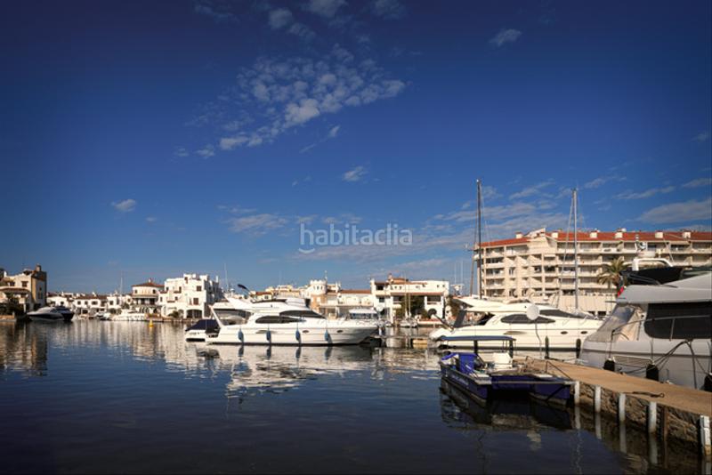 Foto 08a54523-518b-4589-95fe-11690fc93db9. Apartament amb calefacció a Moxó - Sant Mori Empuriabrava