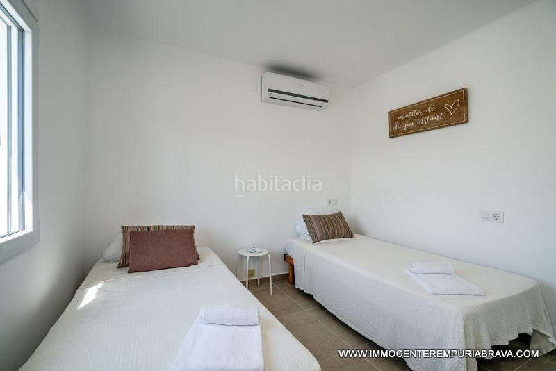 Foto a934a245-6c91-498d-843f-56264648e069. Chalet con riscaldamento parcheggio piscina in Montgrí Empuriabrava