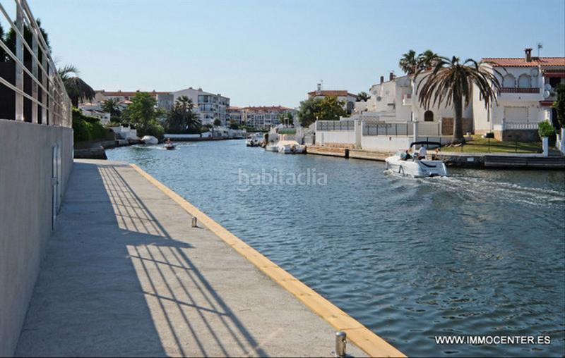 Foto bc2e7f0e-edab-4f00-acc4-4b05a2203dd5. Chalet mit heizung parking pool in Francolí - Freser - Noguera Empuriabrava