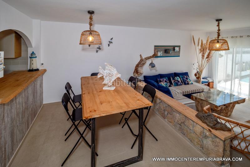 Foto b5d3512d-97ca-45df-b24d-ab67bde78c1e. Chalet avec chauffage parking piscine dans Tordera - Fluvià - Llobregat Empuriabrava