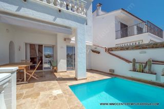 Chalet in Tordera - Fluvià - Llobregat. Magnífica casa de pescadores con piscina y amarre en empuriabrav
