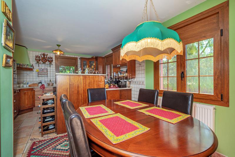 Foto 7132158d-82eb-4d52-b48c-d3c56390a0f4. Chalet mit heizung parking pool in Carmençó Empuriabrava