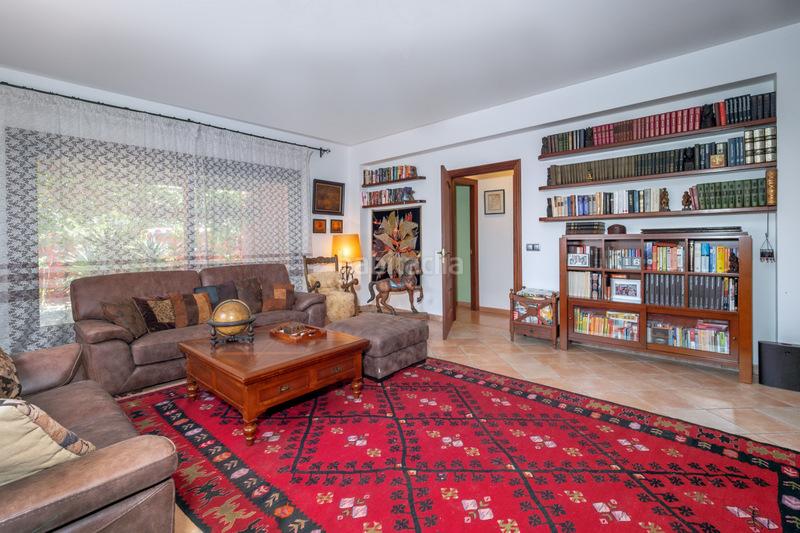 Foto 759196e2-6bd2-4d23-924c-b2d62d1efba3. Chalet mit heizung parking pool in Carmençó Empuriabrava