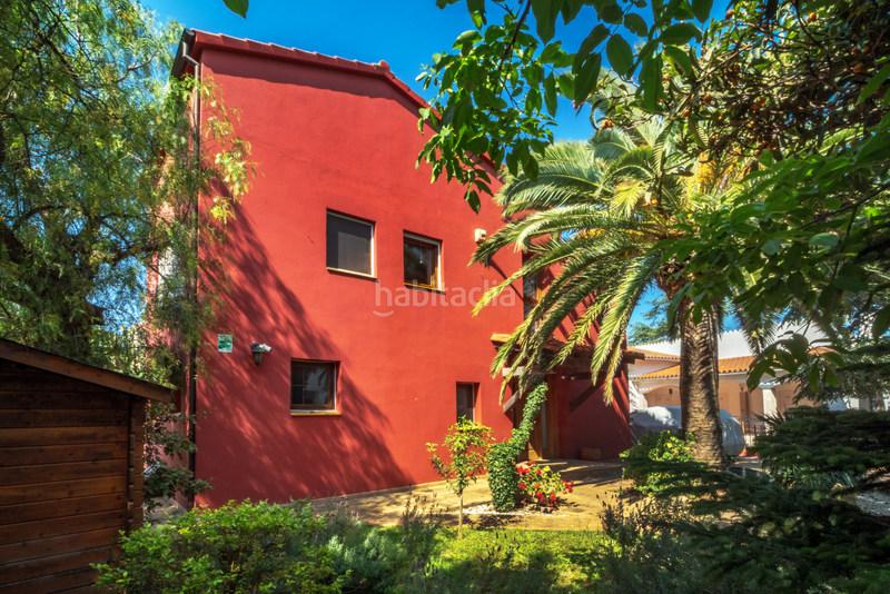 Foto a58d4edb-48db-4560-a633-5716591de5c5. Chalet mit heizung parking pool in Carmençó Empuriabrava