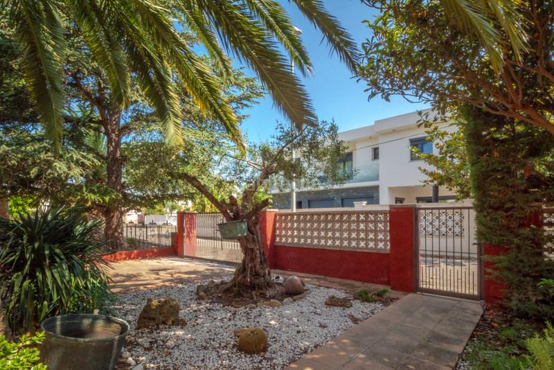 Foto fee302ae-c4a4-47a5-aa36-48526b0731cd. Chalet mit heizung parking pool in Carmençó Empuriabrava