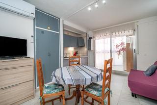 Apartament a Muga - Gran Reserva - Badia. Cabaa tipo estudio ubicada en el centro de la ciudad