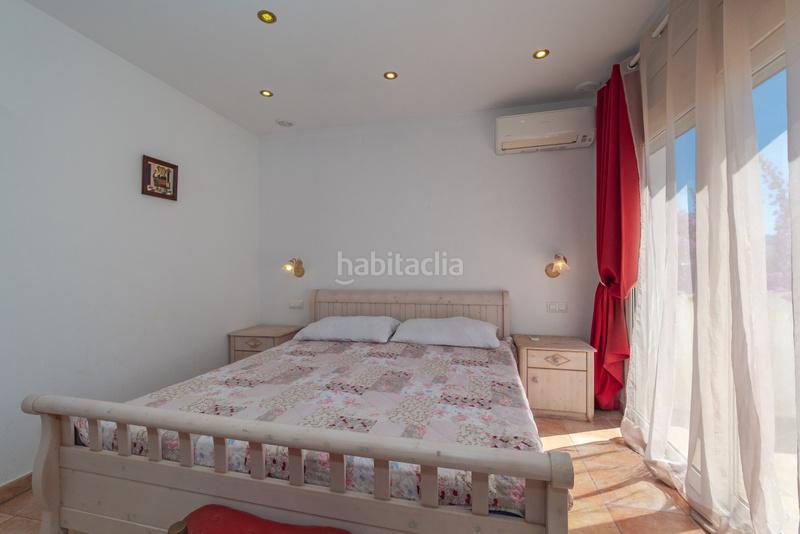 Foto 52f8e232-ef76-4596-b6cb-bb6297862449. Chalet villa en el canal con amarre de 28 metros cerca del centro en Empuriabrava