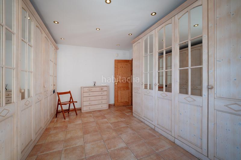 Foto 7c113c1d-6d2a-4797-bba6-4a54d5797610. Chalet villa en el canal con amarre de 28 metros cerca del centro en Empuriabrava
