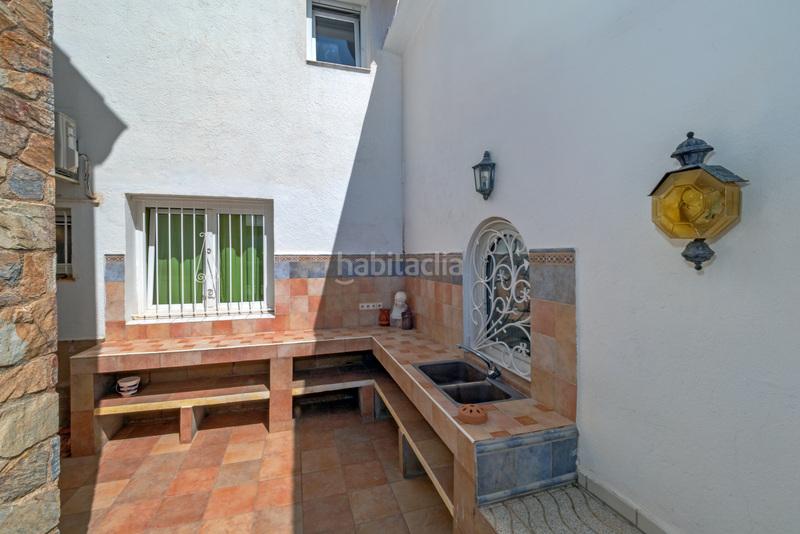 Foto c74992be-612f-48da-944a-8ac94d5d5355. Chalet villa en el canal con amarre de 28 metros cerca del centro en Empuriabrava