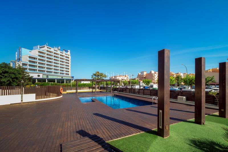 Foto 54a24fe8-3041-4501-83b4-94ef609568e8. Apartamento  de un dormitorio ubicado en una residencia de lujo en Empuriabrava