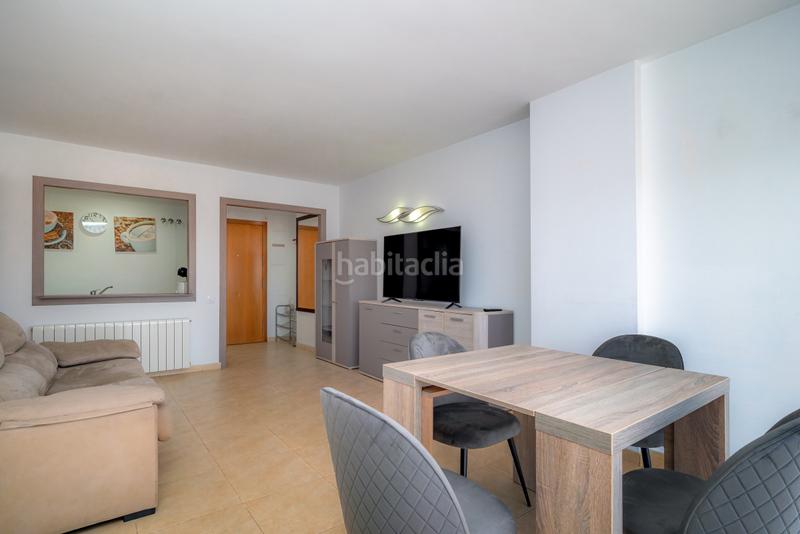 Foto 5fcfdfd8-3bf5-4086-8ab0-dda3607eb22f. Apartamento  de un dormitorio ubicado en una residencia de lujo en Empuriabrava