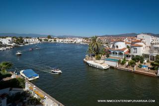 Appartement à Sant Maurici. Hermoso apartamento de tres dormitorios con vistas panorámicas a