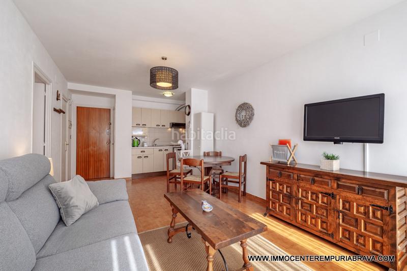 Foto b10fa876-5de5-4062-8376-c760f69228d0. Piccolo appartamento con riscaldamento piscina in Empuriabrava