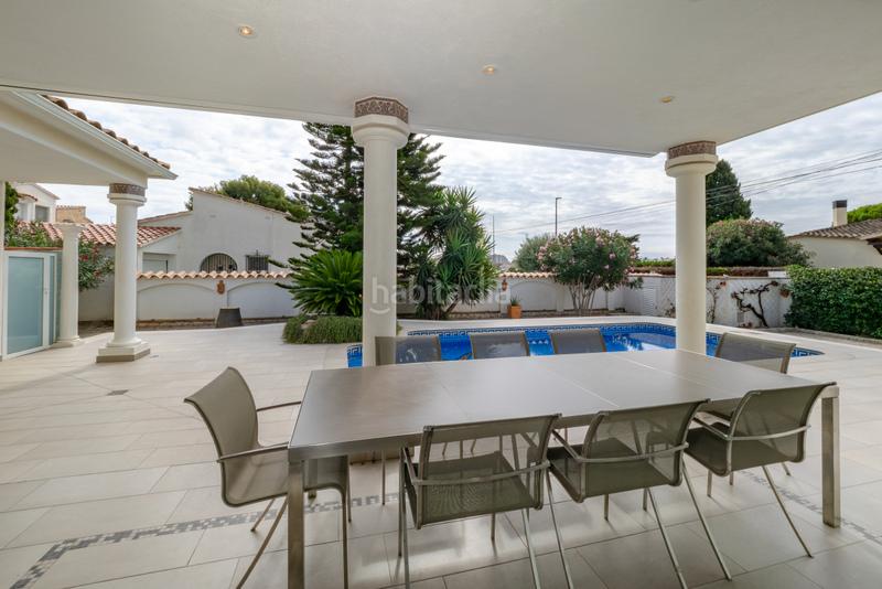 Foto 1a674521-d654-4512-a0d0-368fac76cf65. Chalet con riscaldamento parcheggio piscina in Peni Empuriabrava