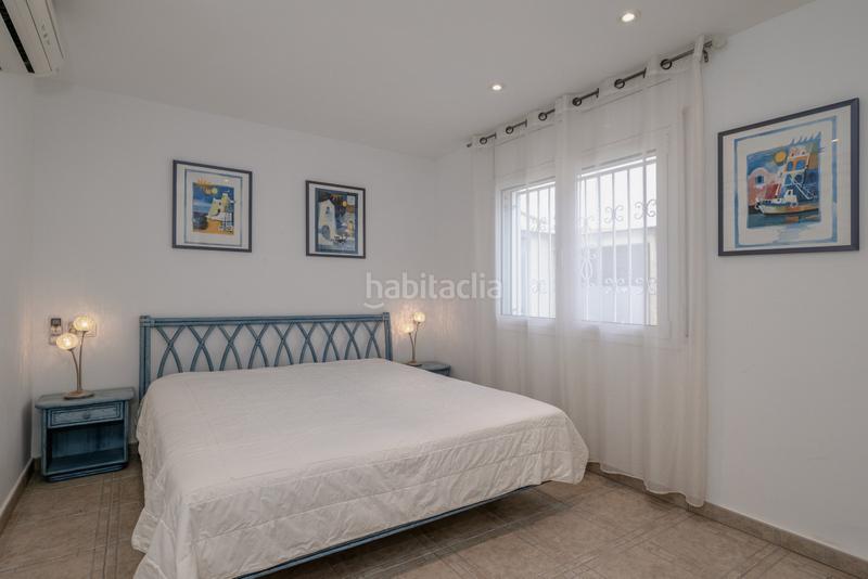 Foto 42a0aee9-b027-4f5f-b1b2-82bf1db8fa8b. Chalet con riscaldamento parcheggio piscina in Peni Empuriabrava