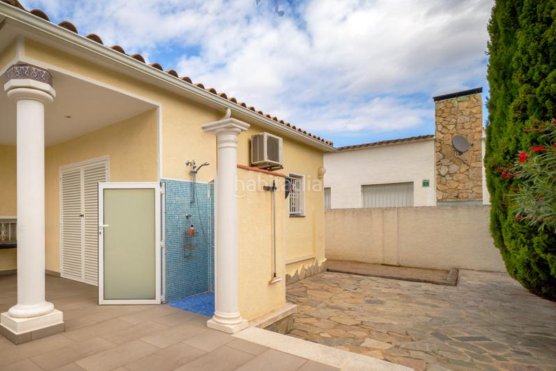 Foto a21f4b65-7d29-43e3-9ba1-6c98f28dfd3b. Chalet con riscaldamento parcheggio piscina in Peni Empuriabrava