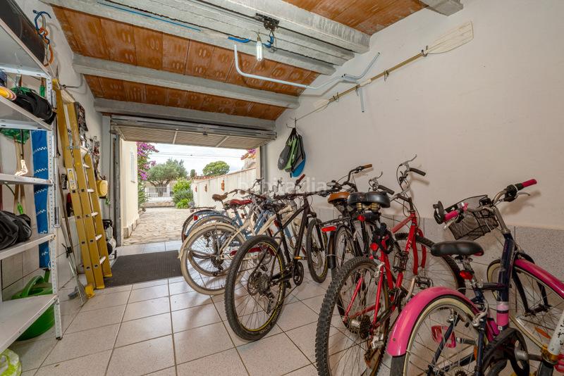 Foto b9cd1789-bca6-4d2e-ac92-f3095fcaf741. Chalet con riscaldamento parcheggio piscina in Peni Empuriabrava