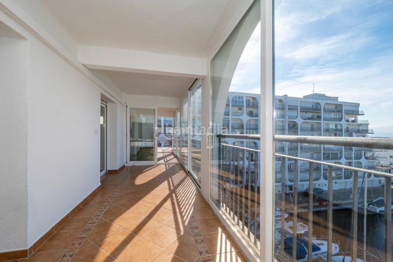 Foto 2d938ae6-f9a5-473f-a611-9e5c45ca2b73. Apartament amb calefacció a Salins - Cavall de Mar Empuriabrava