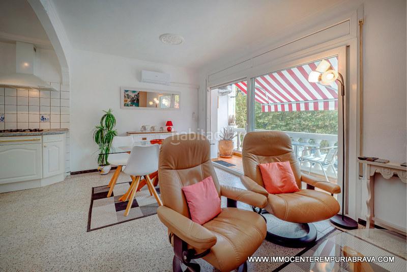 Foto 1aedd87b-d03f-40ed-a5f3-9f496f986cad. Apartament amb calefacció a Moxó - Sant Mori Empuriabrava