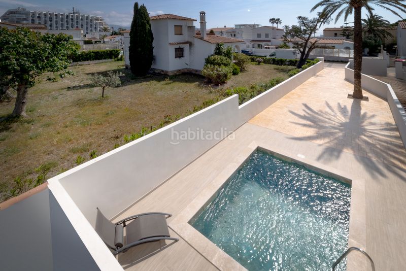 Foto 78935a49-ffa0-4da3-84a0-93d8e919b8f2. Àtic amb calefacció piscina a Muga - Gran Reserva - Badia Empuriabrava