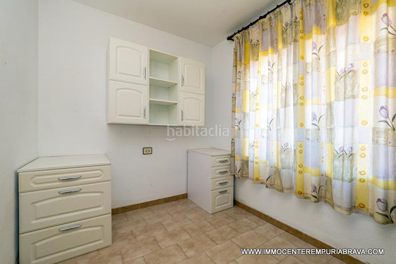 Foto b03b2712-0963-456d-bf63-c6014d71bf0c. Xalet amb calefacció aparcament a Sant Maurici Empuriabrava