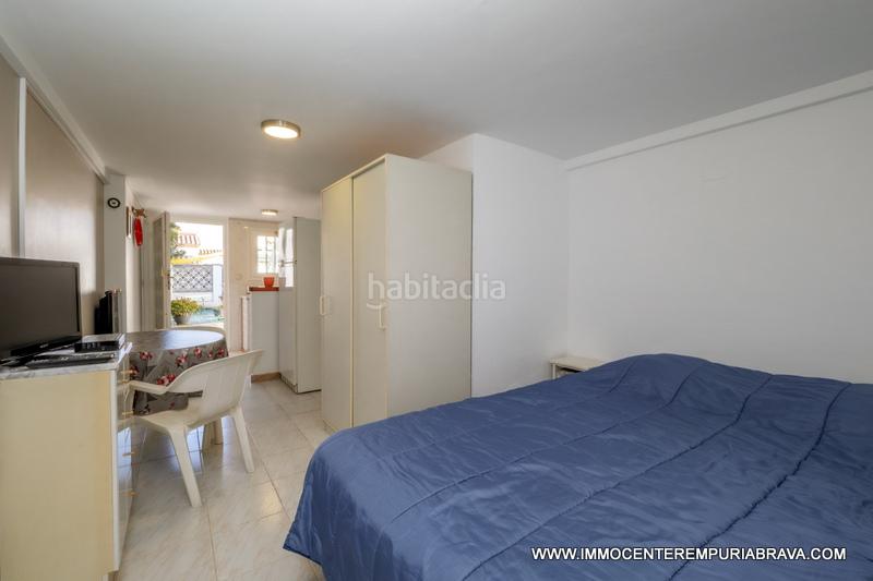 Foto e35ce113-7006-4477-8651-18fdf9acb288. Xalet amb calefacció aparcament a Sant Maurici Empuriabrava