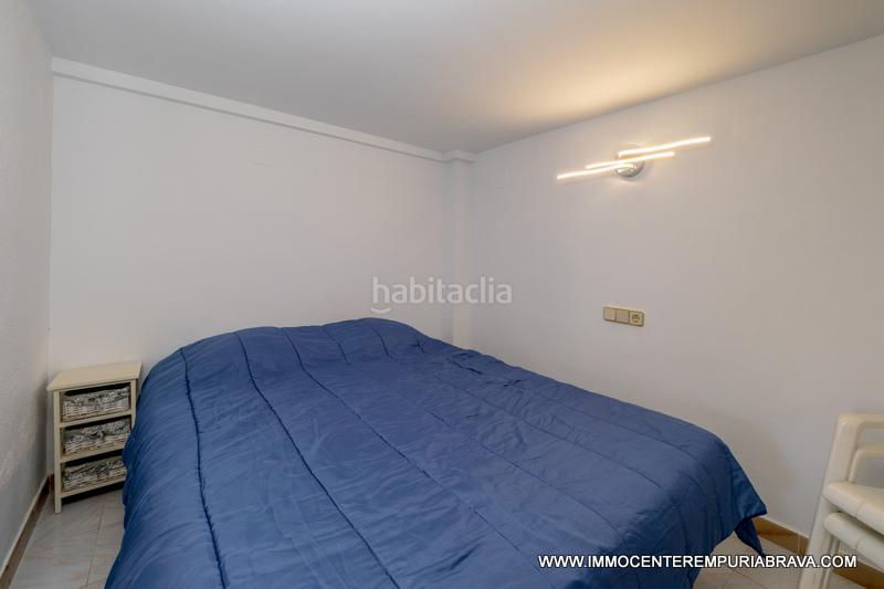 Foto ed238c2e-3042-4d68-b72c-50f773843c94. Xalet amb calefacció aparcament a Sant Maurici Empuriabrava