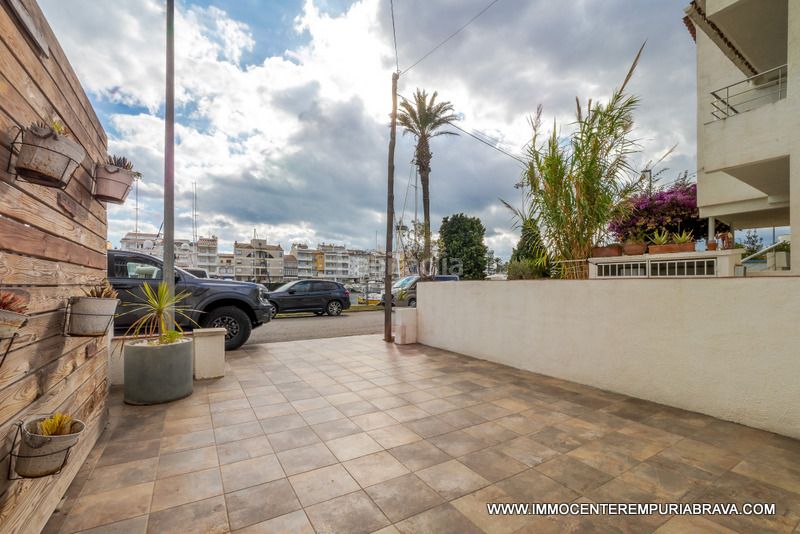 Foto e9c2b05c-f423-4b76-bef9-d8029c8693f0. Xalet a Port Grec - Port Moxó Empuriabrava