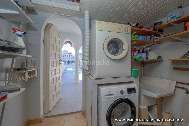 Foto 49087c04-7540-44c6-b438-4a61ac562fcf. Xalet amb aparcament piscina a Francolí - Freser - Noguera Empuriabrava