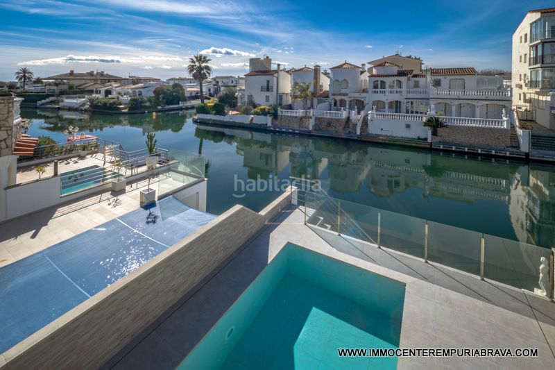 Foto 8b2262b3-5911-4328-a43a-21e436e8222b. Xalet amb aparcament piscina a Francolí - Freser - Noguera Empuriabrava