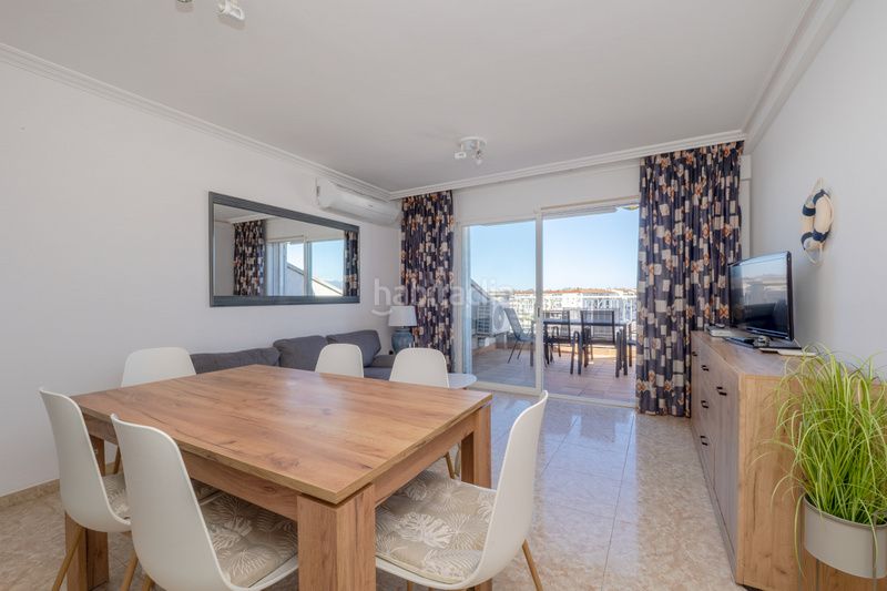 Foto 8238a16a-d252-4470-912b-2b28e3d8ebc9. Àtic amb calefacció aparcament piscina a Sant Maurici Empuriabrava