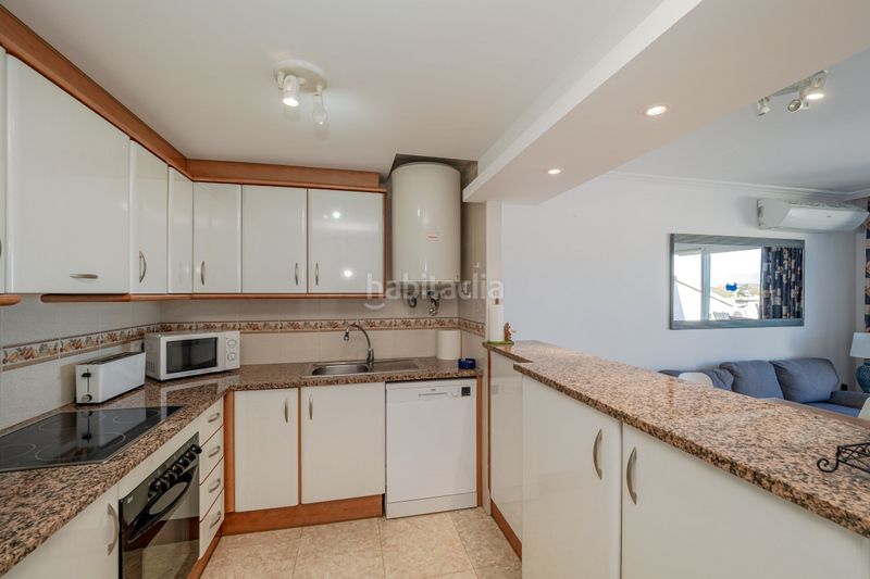 Foto efd0e965-61f2-4d0e-8f48-f5f3f23da68a. Àtic amb calefacció aparcament piscina a Sant Maurici Empuriabrava