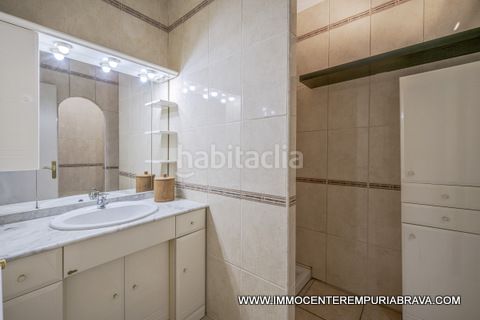Foto 4b653556-17cb-4cf3-adeb-f84638681712. Xalet a Salins - Cavall de Mar Empuriabrava