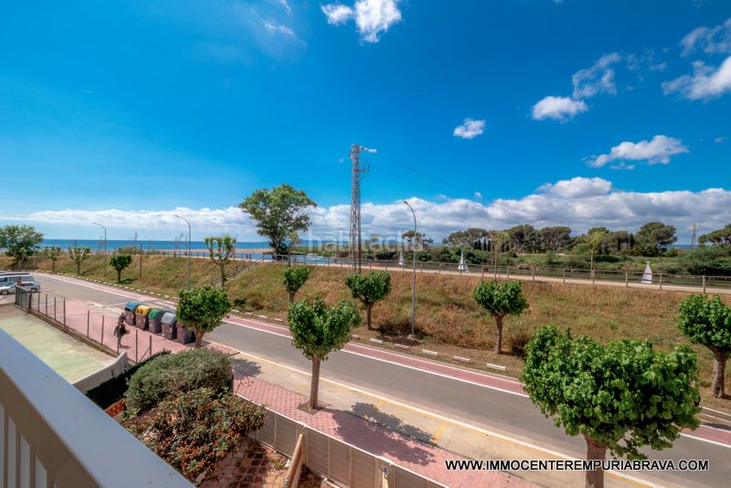Foto fa7f6e7d-65fe-4df5-9a3c-8d93d31e5832. Pis amb piscina a Muga - Gran Reserva - Badia Empuriabrava