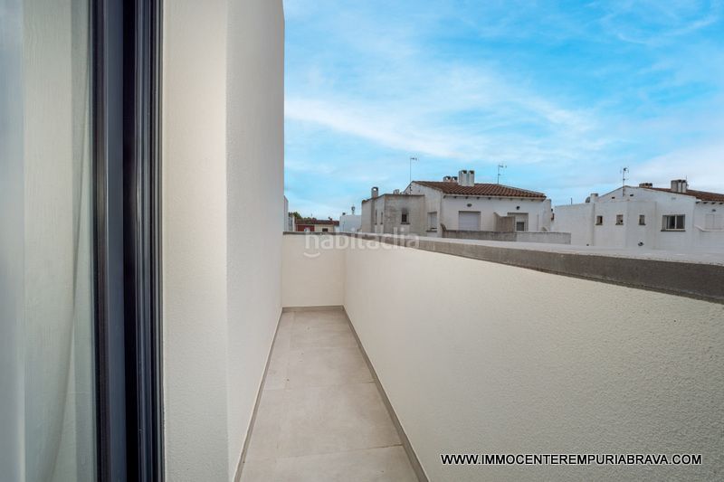 Foto a52a65f6-24a0-4143-a79c-047be4fbdada. Xalet a Puigmal - Mas Nou Empuriabrava