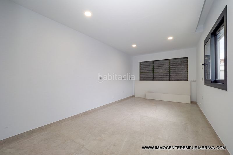 Foto be9d9081-2692-4281-9c30-e8fc74559d42. Xalet a Puigmal - Mas Nou Empuriabrava