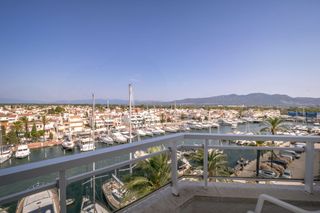Appartement à Salins - Cavall de Mar. Apartamento con una habitación vista al puerto