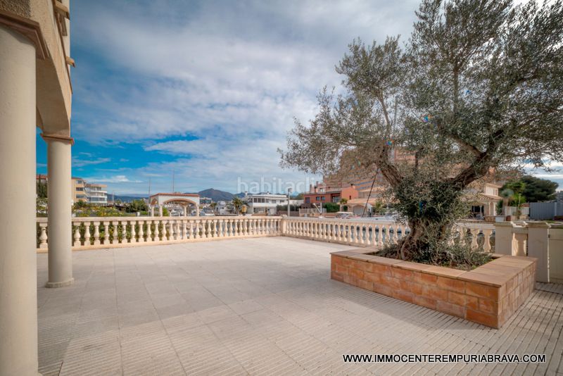 Foto 98c0d69d-9e8a-428c-ae87-31b5f0e60b57. Pis a Santa Margarida Roses