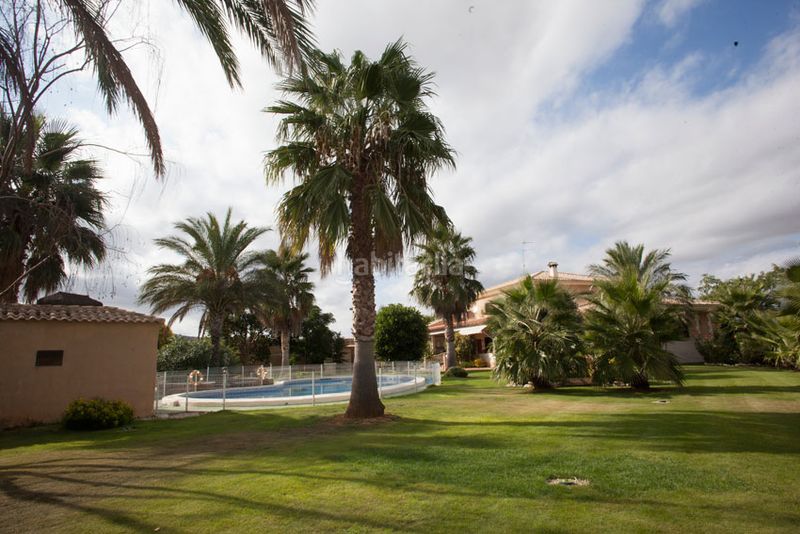 Foto aaf220ab-7ca3-425f-aec1-4f66c9994307. Xalet amb calefacció aparcament piscina a Picassent