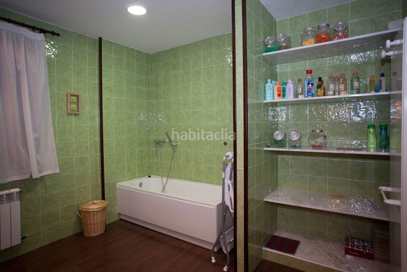 Foto c93fac42-6f26-4d0f-b98b-3c1956b8c8fe. Xalet amb calefacció aparcament piscina a Picassent