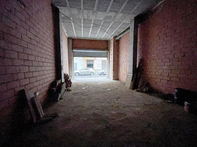 Foto 8a493209-ab7b-460e-967c-43f9018ceae4. Local comercial  en Cardenal Benlloch Mislata