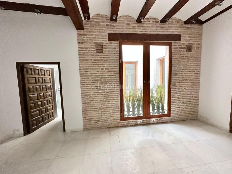 Foto 7c906df5-066c-4a6a-b8ad-e5cbf672be5c. Rent flat with heating in Sant Francesc Valencia