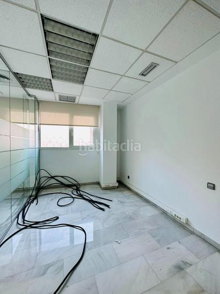 Foto 4151cb1a-bc7c-4251-a965-65712cb38e50. Rent office space with heating in Sant Francesc Valencia