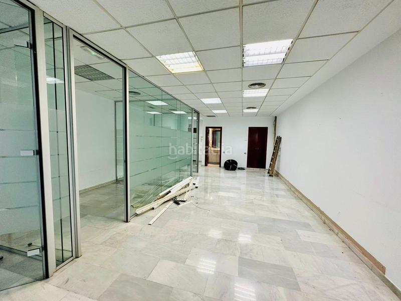 Foto 5ca9f8e5-b6ea-4b4f-b575-a8fa1595459e. Rent office space with heating in Sant Francesc Valencia