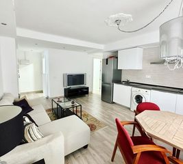 Rent Flat  Calle isla de hierro. Alquiler vivienda en la malvarrosa