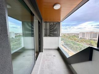 Lloguer Apartament  Avenida fernando abril martorell. Vivienda completamente exterior, nueva a estrenar.