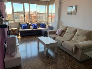 Location Appartement  Calle serra de martés. Se alquila bonito piso en campanar. valencia