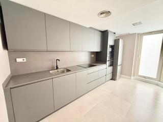 Location Appartement  Don juan austria. Vivienda reformada a estrenar en el corazon de valencia.